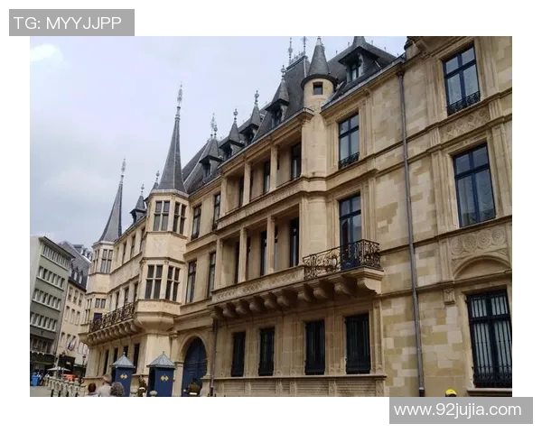 探索哈德森的魅力与历史：一段关于自然与人文交融的旅程